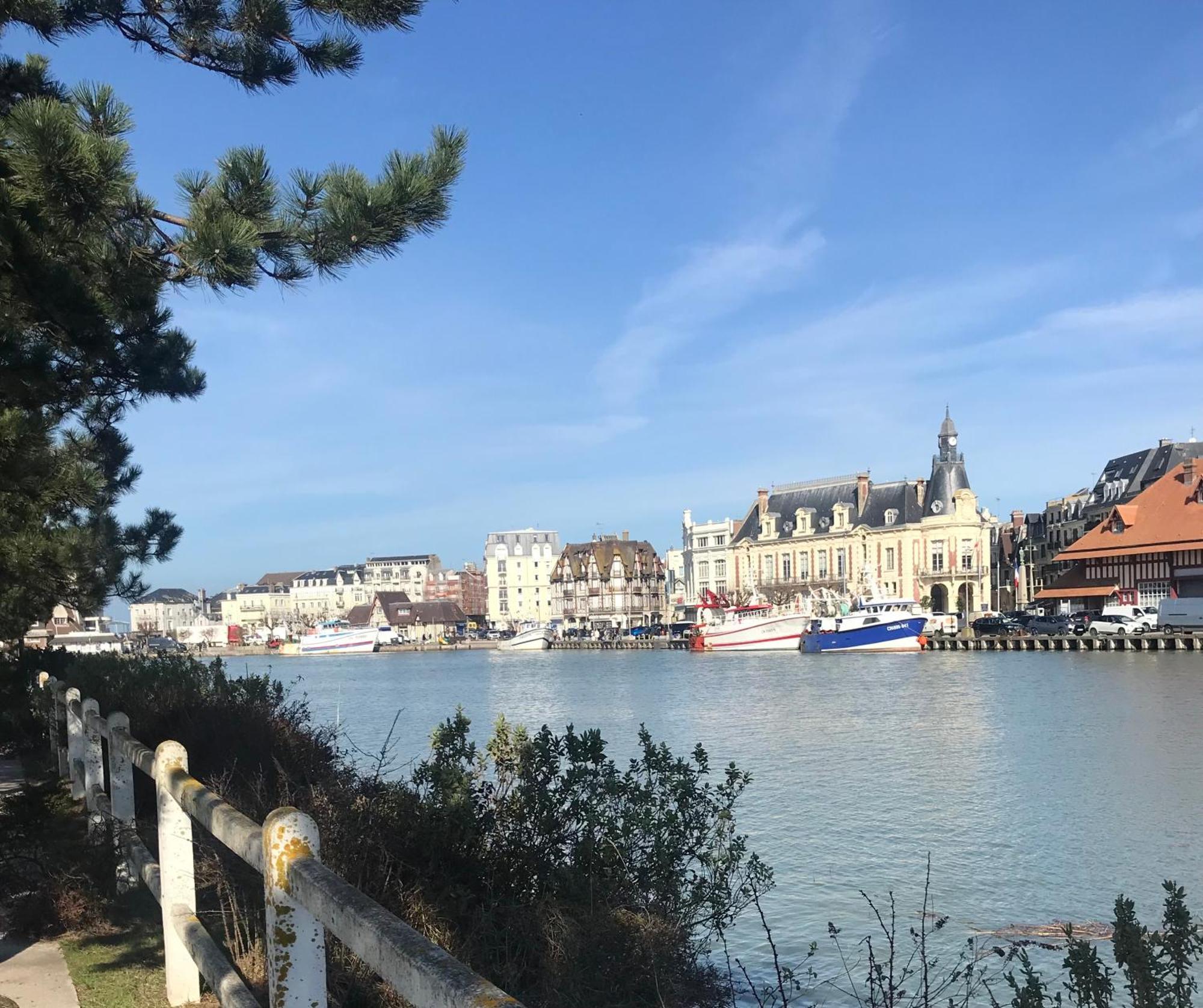 Le Pullman Deauville Exterior foto